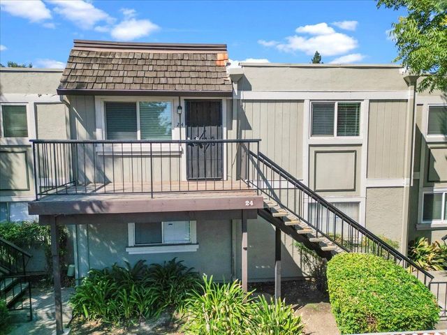 $254,900 | 110 Luna Grande Circle, Unit 24 | South Natomas