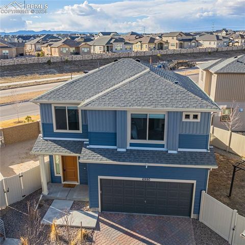 $427,999 | 6990 Silvergrass Drive | Colorado Springs