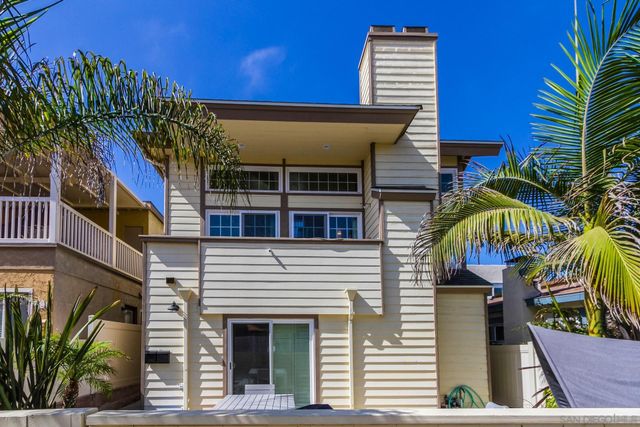 $3,499,000 | 728 Jamaica Court | Mission Beach