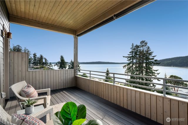 $1,659,000 | 2210 Cleven Park Road | Camano