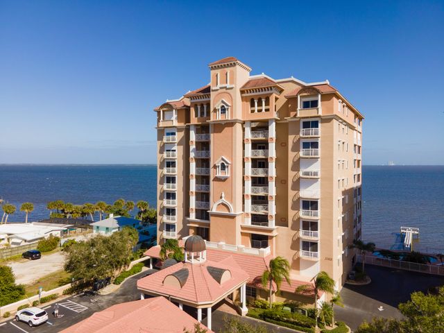 $595,000 | 3203 South Washington Avenue, Unit 802 | Titusville