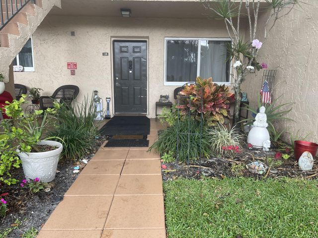 $170,000 | 138 Lake Constance Drive | Golden Lakes