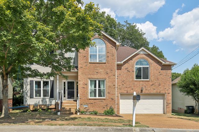 $575,000 | 1808 Bryce Circle | Holt Woods