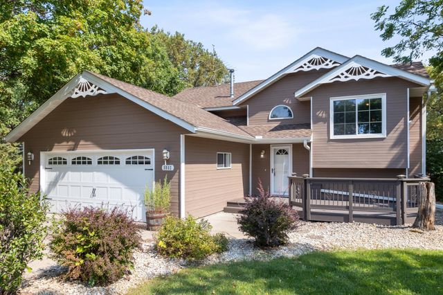 $452,000 | 9802 Goodrich Avenue Northeast | Monticello Township - Wright County