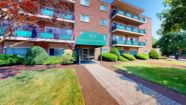 $2,495 | 525 Highland Avenue, Unit 46 | West End Malden