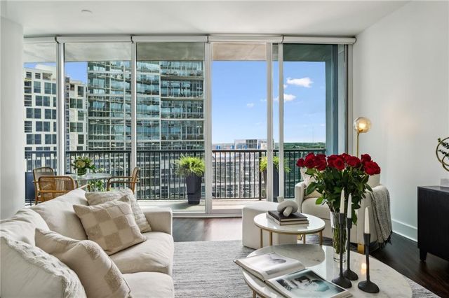 $800,000 | 1080 Peachtree Street Northeast, Unit 2309 | 1010 Midtown