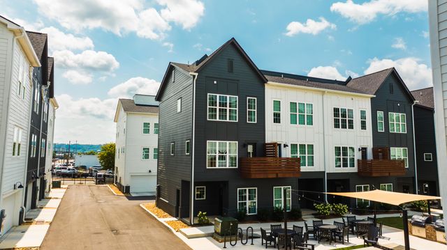 $2,100 | 1456 Chatt City Way | Downtown Chattanooga