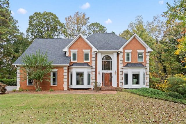 $799,900 | 100 Spalding Creek Court | Dunwoody Panhandle