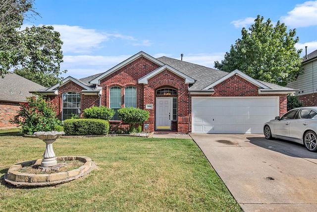 $400,000 | 4006 Travis Boulevard | Mansfield