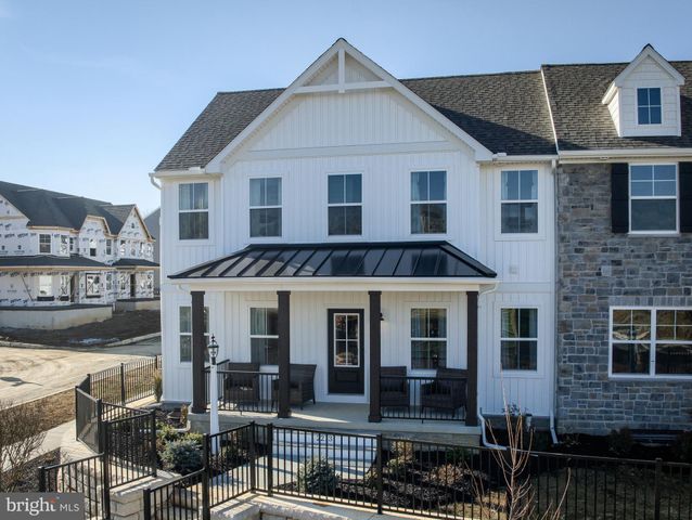 $674,990 | 2213 Brentford Street | East Lampeter Township - Lancaster County