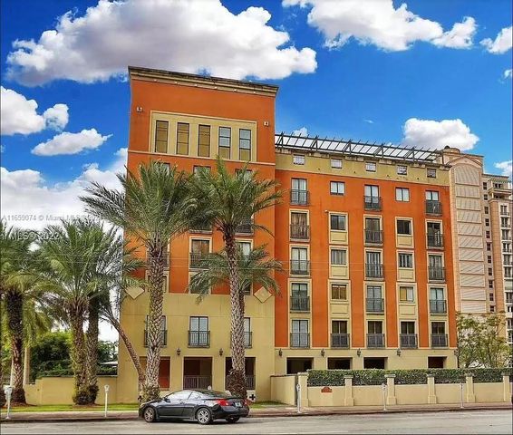 $5,800 | 671 Biltmore Way, Unit 402 | Central Gables