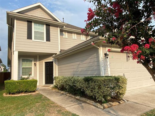 $2,300 | 6526 Wilshire Lakes | Wilshire Court