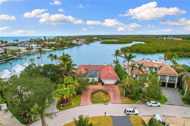 $9,600,000 | 7 Sabre Lane | Port Royal