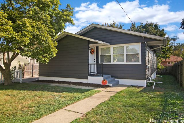 $264,900 | 1021 Indiana Avenue | Waukegan