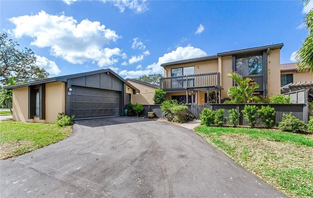 $587,500 | 13300 Indian Rocks Road, Unit 1802 | Largo