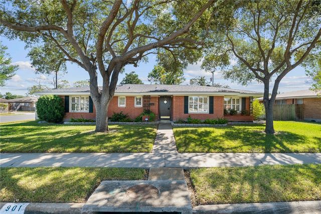 $289,000 | 901 Miramar Place | Midtown Corpus Christi