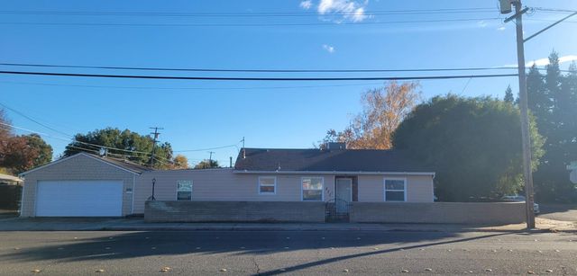 $377,000 | 232 East Orangeburg Avenue | Central Modesto