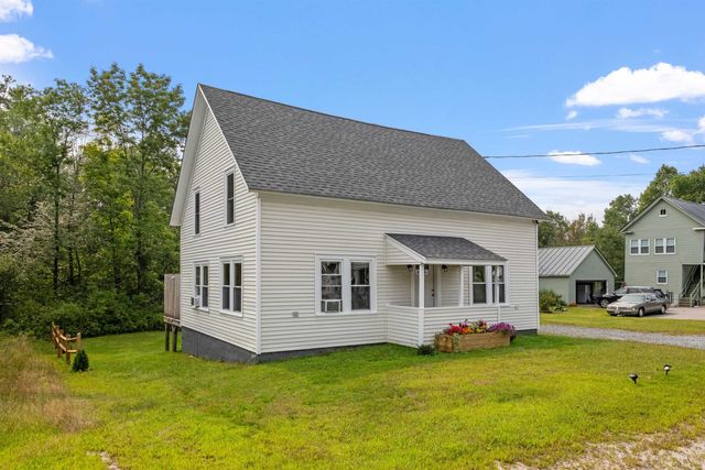 $330,000 | 493 Sunapee Street | Newport