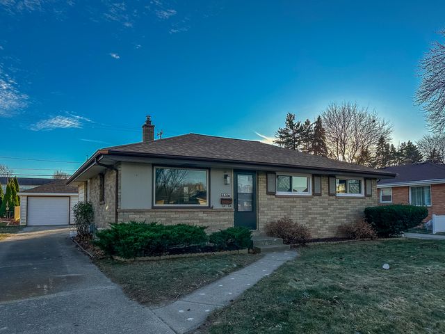 $284,900 | 1817 West Plainfield Avenue | Wilson Park