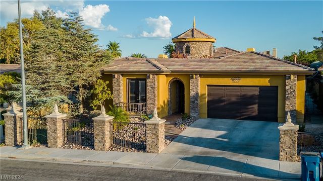 $1,195,000 | 8223 Windrush Avenue | Canyon Gate