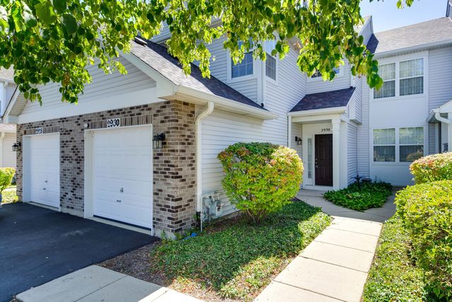 $2,250 | 2930 Kentshire Circle | Naperville