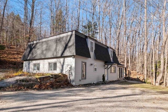 $398,000 | 75 Hemlock Hill Road | Campton