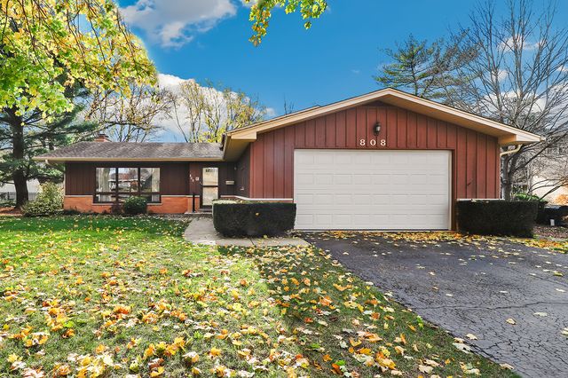 $569,900 | 808 Burning Tree Lane | Naperville