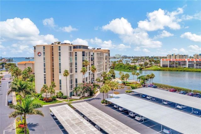 $3,000 | 7400 Sun Island Drive South, Unit 501 | South Pasadena