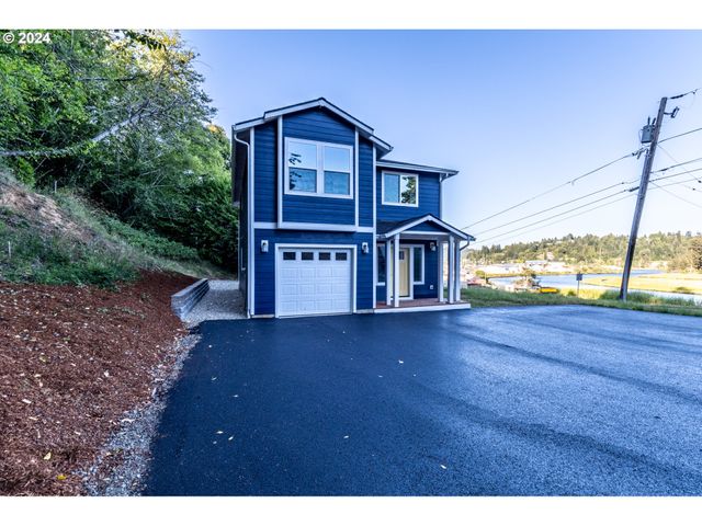 $439,000 | 784 Southwest Boulevard | Coos Bay