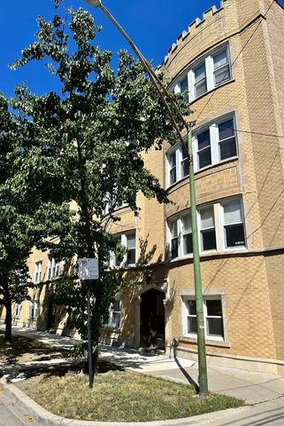 $165,000 | 5253 North Rockwell Street, Unit G | Budlong Woods