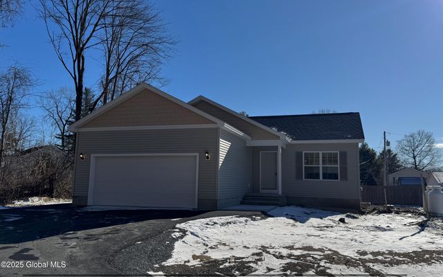 $319,900 | 35 Arlington Street | Glens Falls