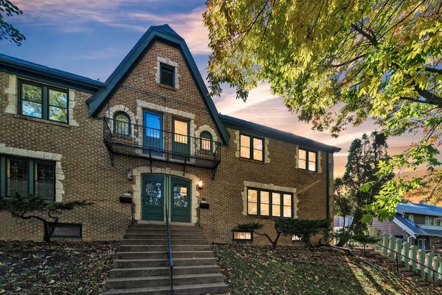 $539,900 | 3564 North Frederick Avenue | Shorewood