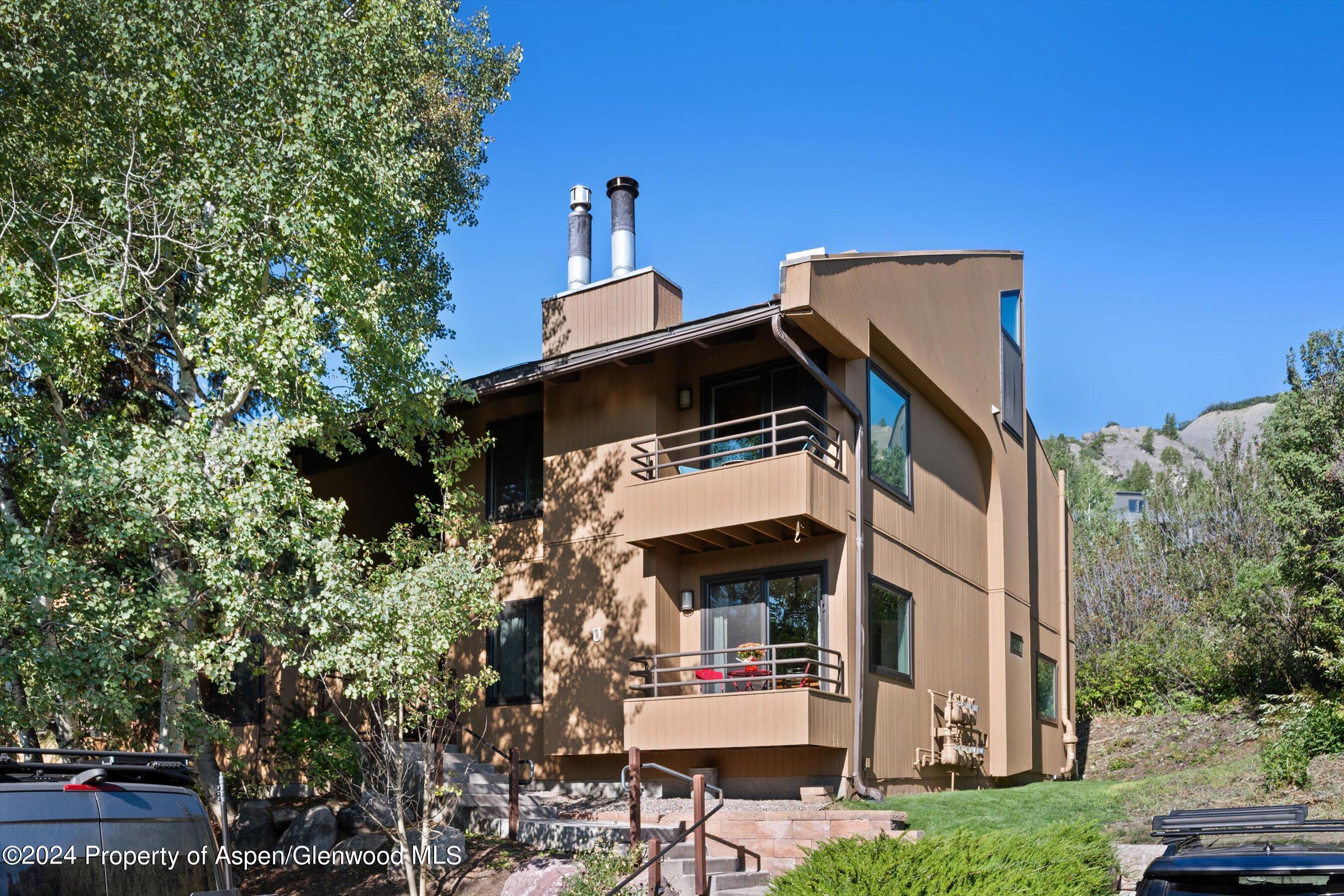 a view of house with a outdoor space