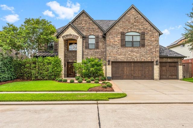 $749,000 | 22115 Bridgestone Hawk Court | Bridgestone Lakes