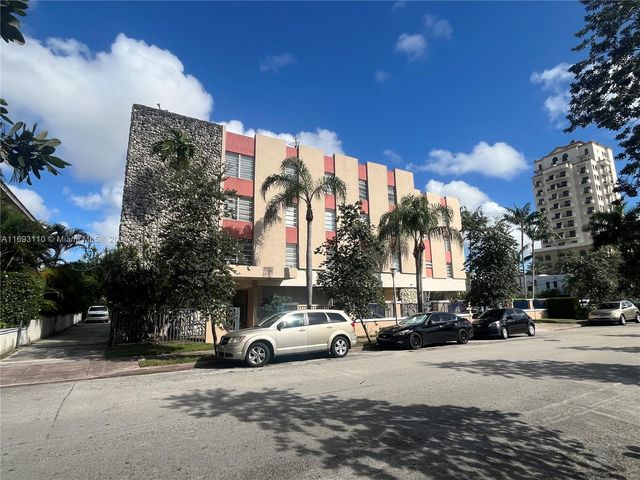 $2,250 | 221 Majorca Avenue, Unit 307 | Central Gables