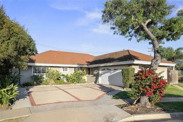 $1,750,000 | 2872 Miguel Lane | Central Costa Mesa