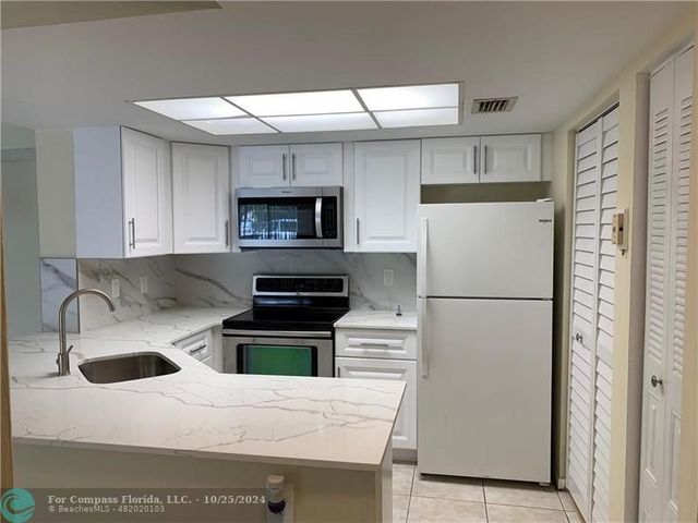 $2,600 | 9144 West Atlantic Boulevard, Unit 816 | Shadow Wood