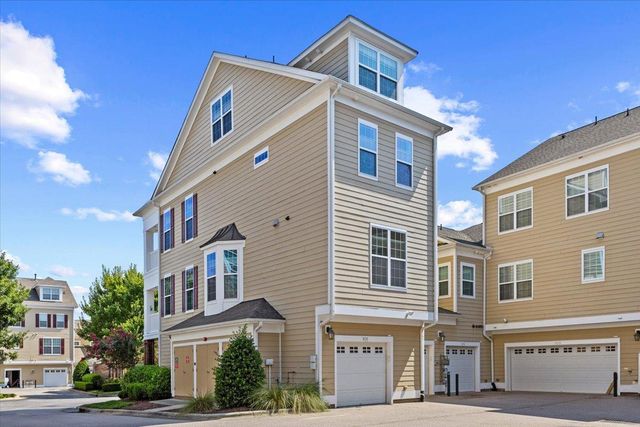 $2,100 | 10510 Sablewood Drive, Unit 101 | Cottages at Brier Creek