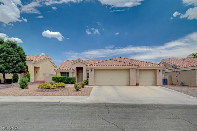 $525,000 | 5704 Owl Butte Court | Canyon Creek North