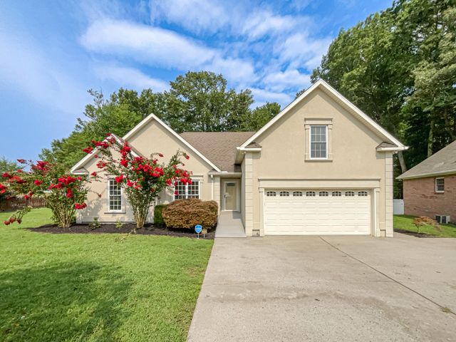 $396,000 | 109 Brookview Court | Oakland Farms