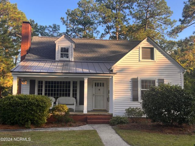 $519,000 | 795 North May Street | Southern Pines