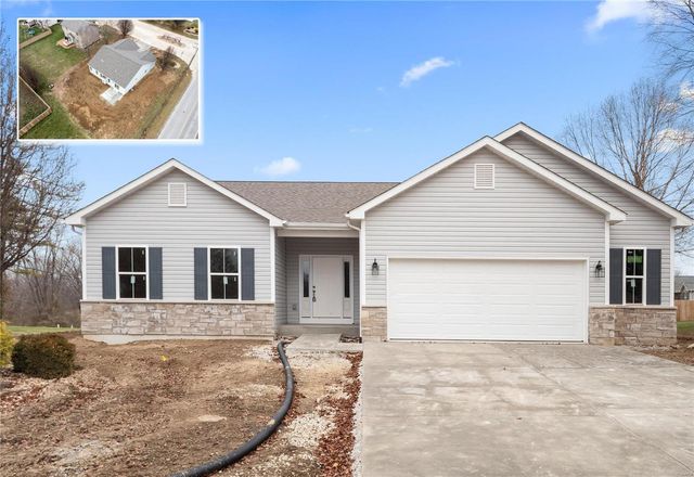 $438,800 | 690 Vinci Drive | Caseyville Township - St. Clair County