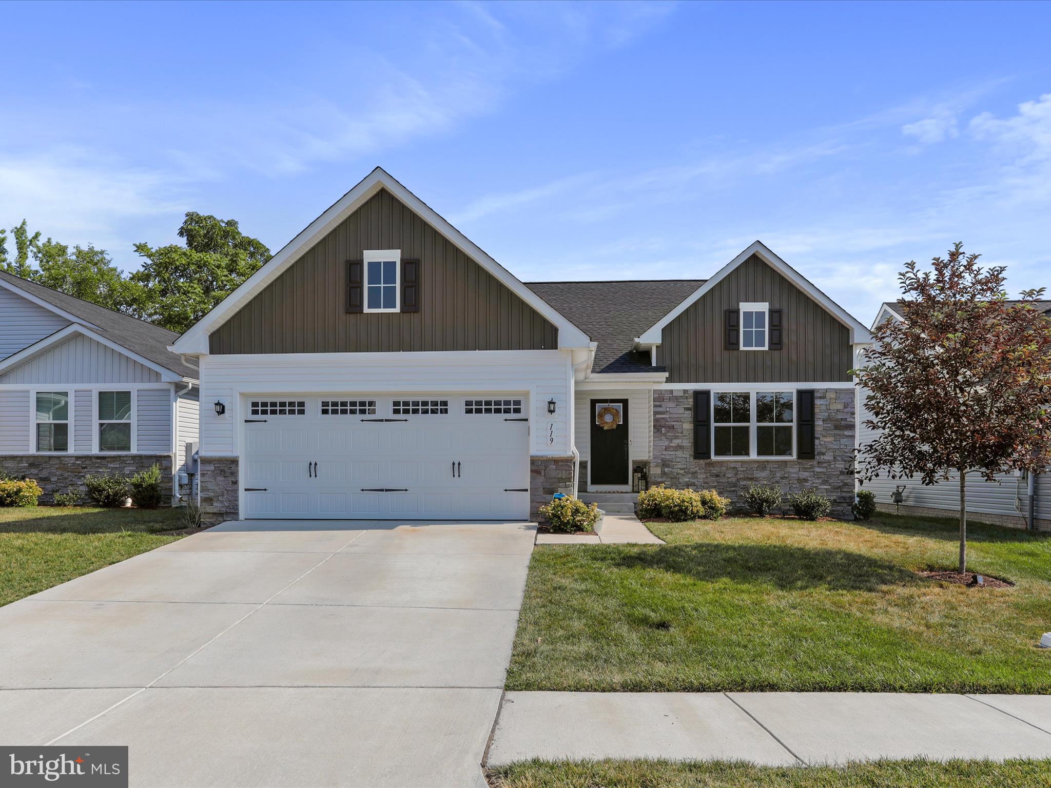 Beautiful ranch with stone front!