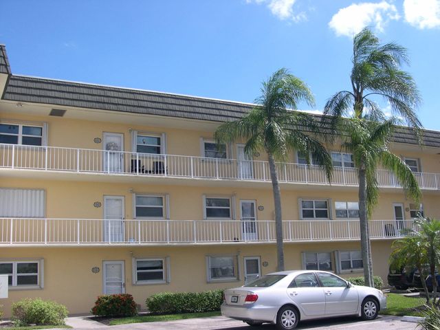 $324,900 | 1351 Bayshore Drive, Unit 307 | South Beach - St. Lucie County