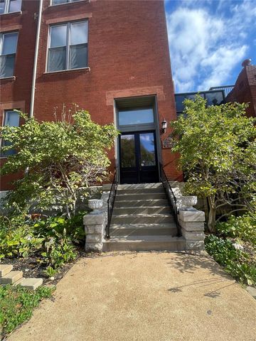 $1,495 | 2800 South Grand Boulevard, Unit 203 | Tower Grove East