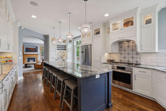 $1,150,000 | 6451 Fox Drive | Chanhassen