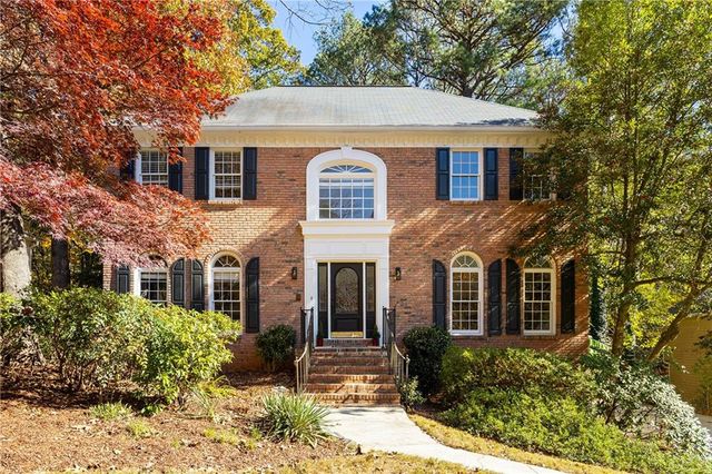 $615,000 | 9200 Twelvestones Drive | Roswell