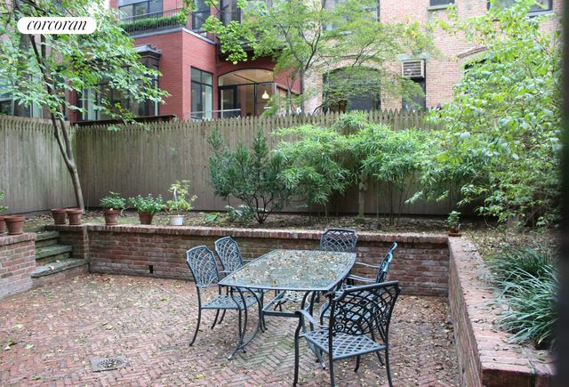 $7,625 | 842 Carroll Street, Unit GDN | Park Slope