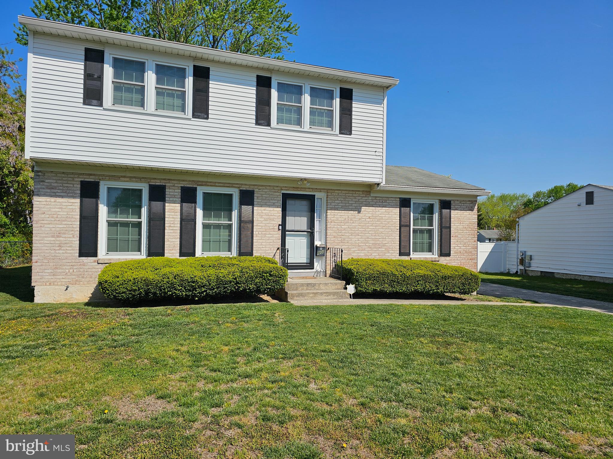 a view of outdoor space yard and front view of a house