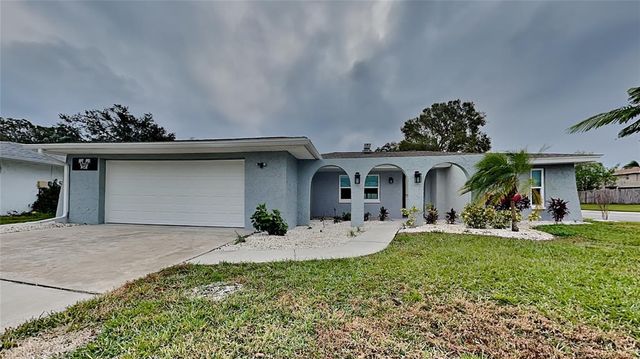 $434,900 | 1701 Hibiscus Circle South | Oldsmar